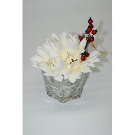 Short Crystal Glass with Ivory Gerbera and Berries